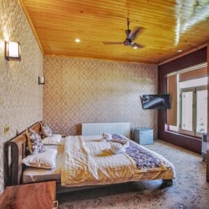Deluxe Room 304